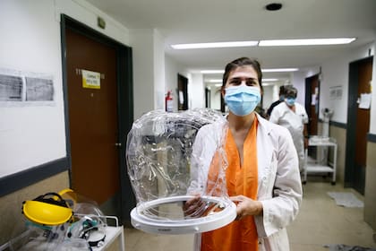 El triage respiratorio realizado en el Hospital Fernández compensa la insuficiencia respiratoria que causa el nuevo coronavirus y sin procedimientos invasivos