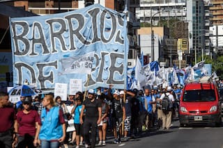 Los movimientos sociales protestan en varios puntos de la Ciudad