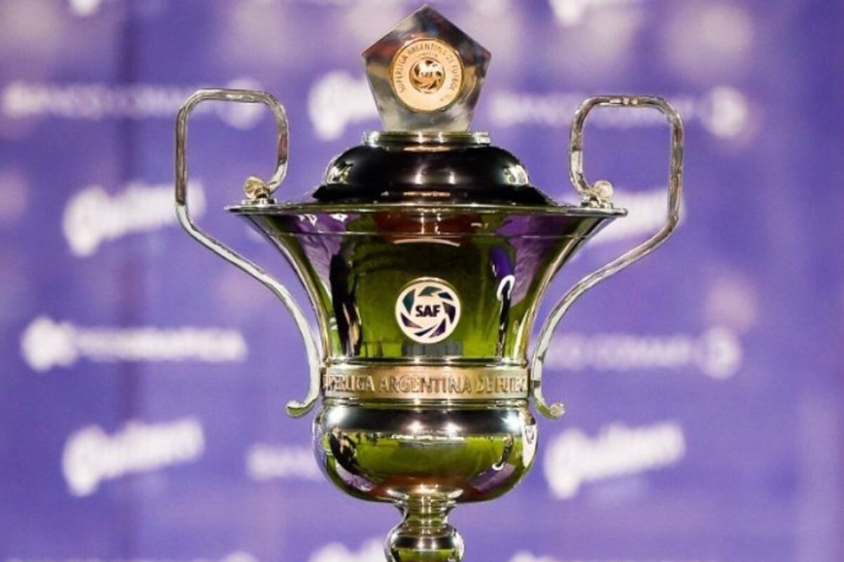 El trofeo de la Superliga, otra vez en juego