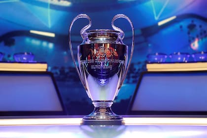 El trofeo de la UEFA Champions League