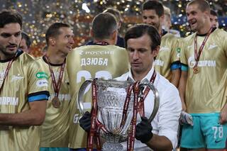 Video: Zenit ganó la Copa de Rusia... y la rompió durante la celebración