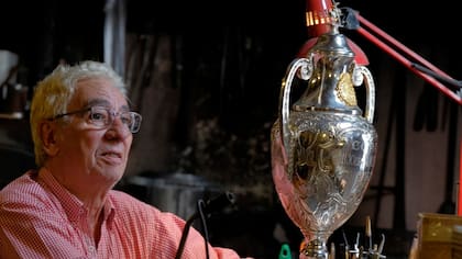 El trofeo renació en las manos del maestro Pallarols