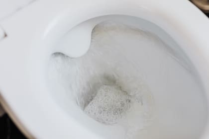 El truco requiere mezclar 250 gramos de sal con 250 gramos de bicarbonato y 25 cucharadas de aceite neutro
