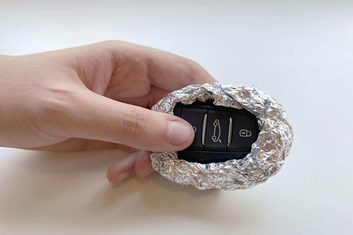 El truco se volvió viral tras notar aumentos en los robos de autos