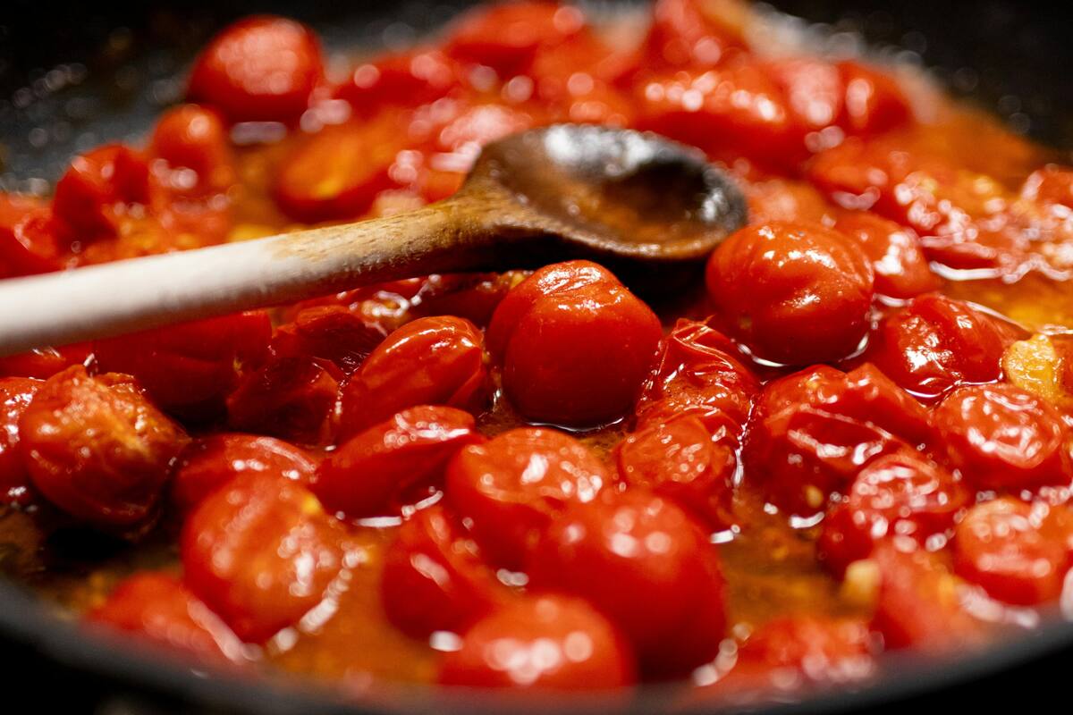 El truco sencillo para que la salsa de tomate no sea ácida