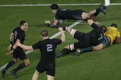 El try de Milner-Skudde, sobre el final del primer tiempo