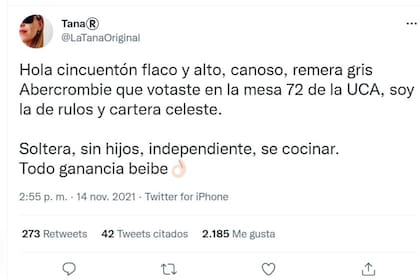 El tuit de Tana que busca al hombre que la flechó en el lugar de votación rápidamente se llenó de todo tipo de comentarios y recibió miles de "me gusta"