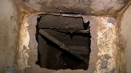El túnel por el cual escapó el narcotraficante. Fuente: Archivo.