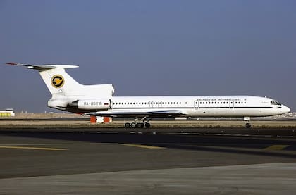 El Tupolev Tu-154 de Bashkirian Airlines viajaba de Moscú a Barcelona con 69 personas a bordo, entre ellas decenas de chicos que iban a España en una excursión escolar