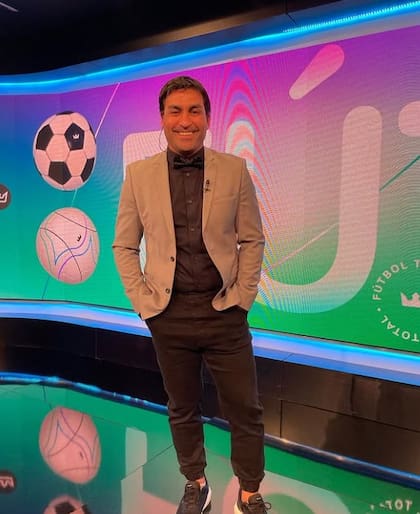 El Turco Husaín se desempeña como comentarista de partidos