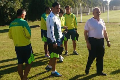 El Turu Flores en su primera práctica