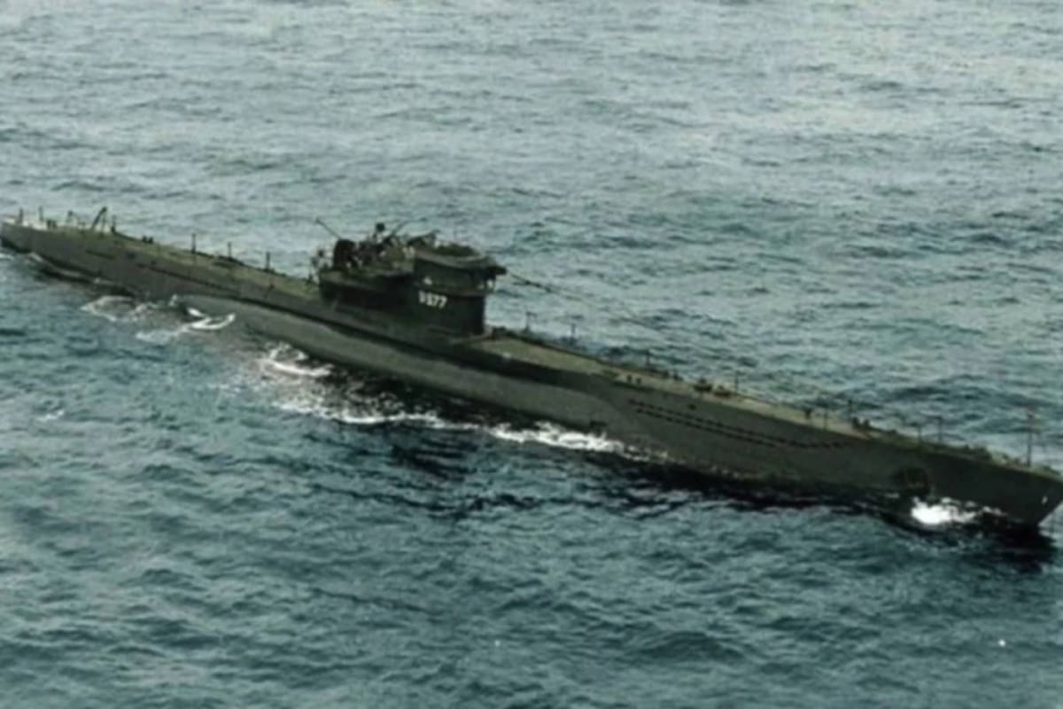 El U-977 es el segundo submarino alemán que se rindió en la Base Naval de Mar del Plata; lo el 17 de agosto de 1945