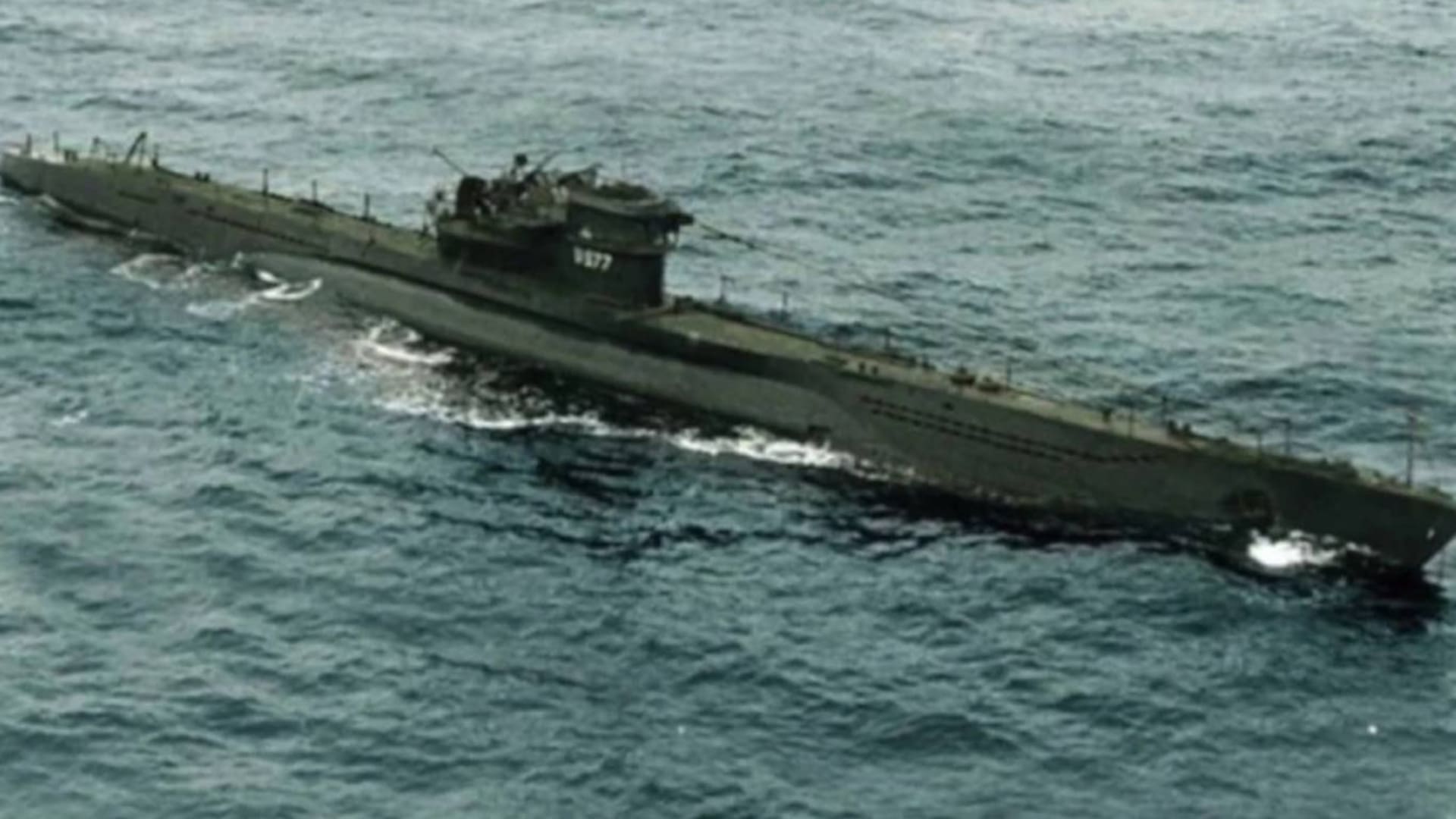 El U-977 es el segundo submarino alemán que se rindió en la Base Naval de Mar del Plata; lo el 17 de agosto de 1945