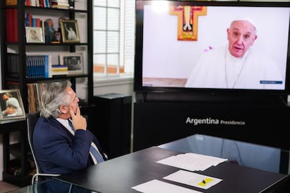El último contacto entre el Papa Francisco y el presidente Alberto Fernández, que volverán a verse cara a cara el jueves.