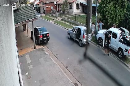 El último de los ataques de la banda de pirañas del auto gris.