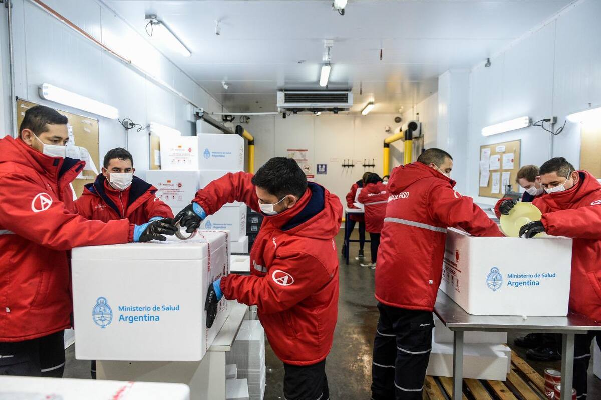 El último ingreso de dosis de Sputnik V se administra en las distintas provincias para el plan de vacunación