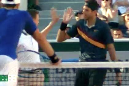 El umpire accede al "Give me five" que le pidió Del Potro