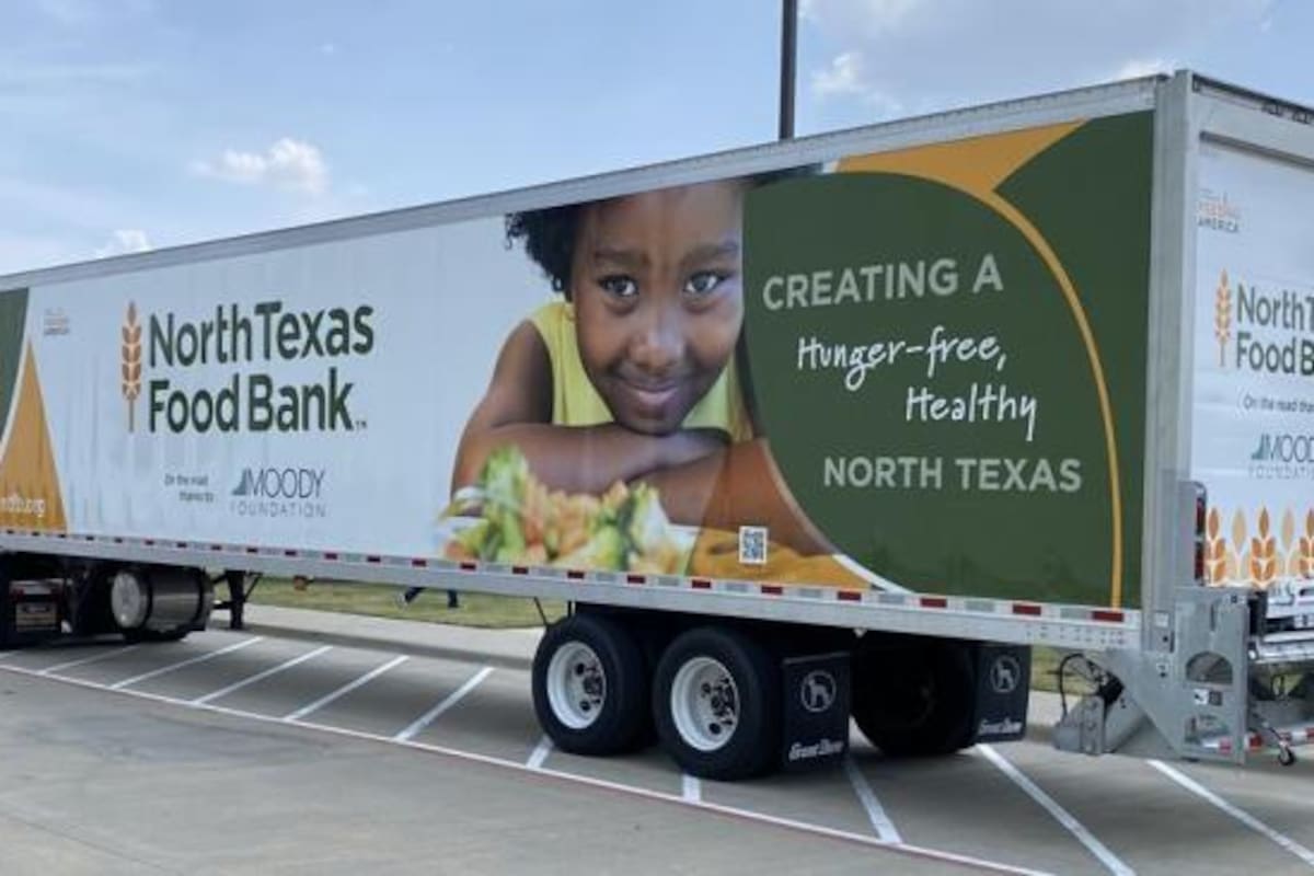 El único requisito que solicita la organización es acercarse a bordo de un vehículo, ya que no reciben personas a pie