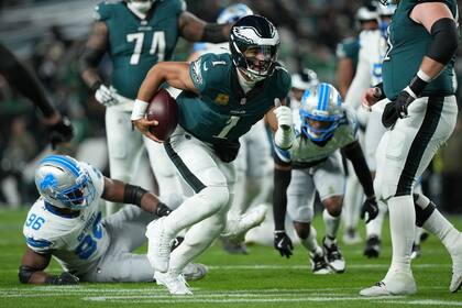 El único touchdown de Jalen Hurts lleva a Eagles a victoria 16-9 sobre Lions
