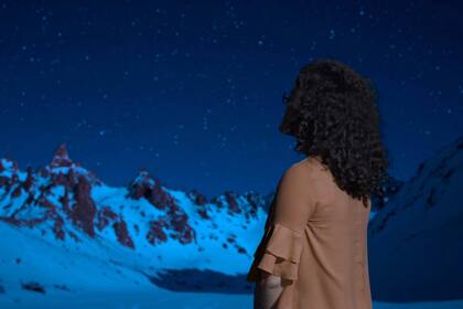 El universo de Clarita: el sueño inagotable de una niña que mira las estrellas