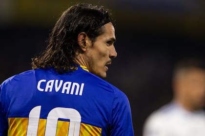El uruguayo Edinson Cavani tiene una lesión lumbar, pero será titular ante Alianza Lima este martes en la Bombonera