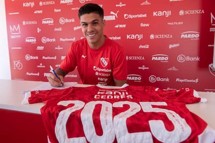 El uruguayo Rodrigo Fernández Cedrés es uno de los por ahora seis nuevos jugadores de Independiente.