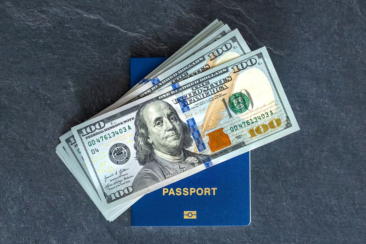 El Uscis acepta diferentes métodos de pago según si el solicitante del beneficio reside dentro o fuera de Estados Unidos