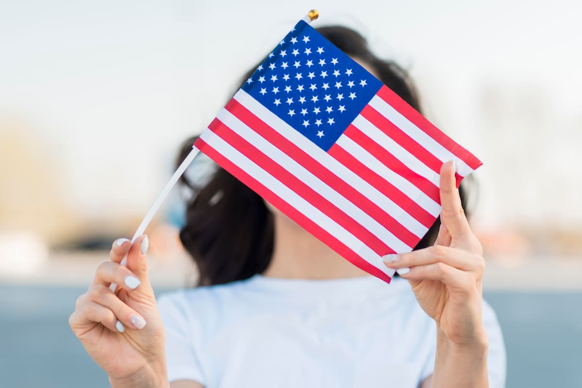 El Uscis anunció el re-parole para ciertos ucranianos y sus familiares inmediatos