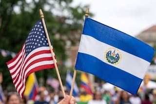 El Uscis confirma la continuidad del TPS, pero no da fechas para actualizar el EAD