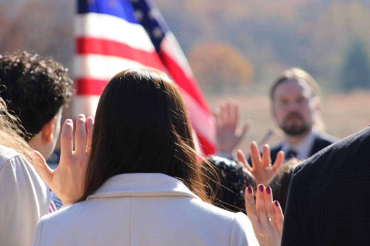 El Uscis cuenta con diferentes vías para conseguir la ciudadanía estadounidense