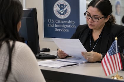 El Uscis informó sobre la cancelación de la designación de TPS para múltiples naciones, entre las que se encuentran Etiopía, Somalia y Siria