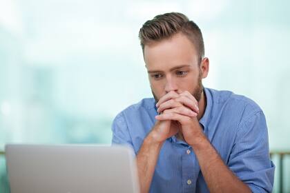El Uscis ofrece diversos procedimientos en línea y presenciales para quienes necesiten actualizar o reemplazar sus documentos