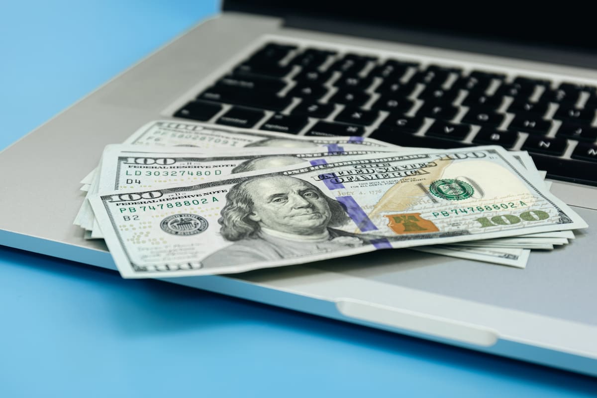 El Uscis recordó que solo acepta dos vías de pago electrónicas para las solicitudes