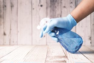 El uso de ciertos limpiadores entraña más riesgos para la salud que beneficios de desinfección