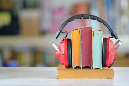 El uso de IA para la narración de audiolibros permite tener una mayor oferta de voces y acentos para un mismo título