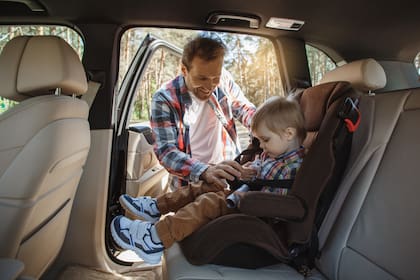 El uso de las sillas infantiles es obligatorio además de imprescindible para proteger a los más pequeños