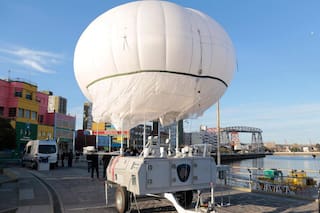 Con drones y globos, las tecnologías de vigilancia aérea desafían la privacidad