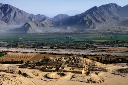 El valle del Río Supe en Perú alberga una de las primeras manifestaciones de urbanismo en las Américas