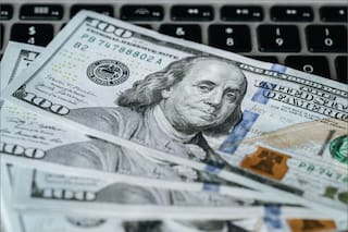 ¿A cuánto cotizan el dólar oficial y el blue este lunes 24 de agosto?