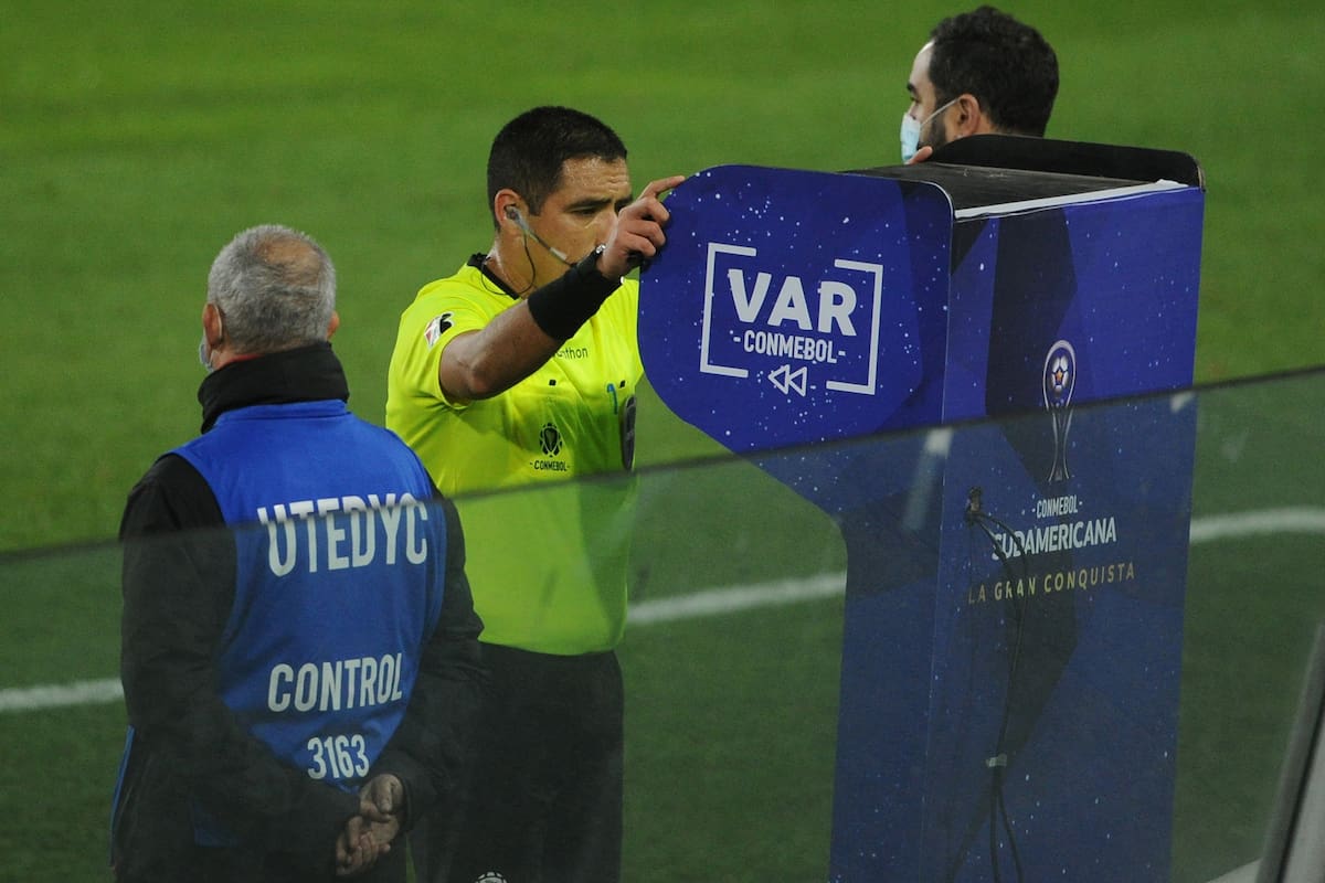 El VAR llega finalmente a la Argentina, en la fecha 8 de la Copa de la Liga Profesional de Fútbol; sus criterios de utilización son numerosos, pero claros.