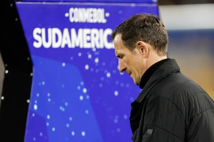 El Vasco busca saldar su deuda internacional como técnico de Boca: quedó eliminado en las semifinales de la Sudamericana 2014 y en los octavos de la Libertadores 2015, las dos veces ante River