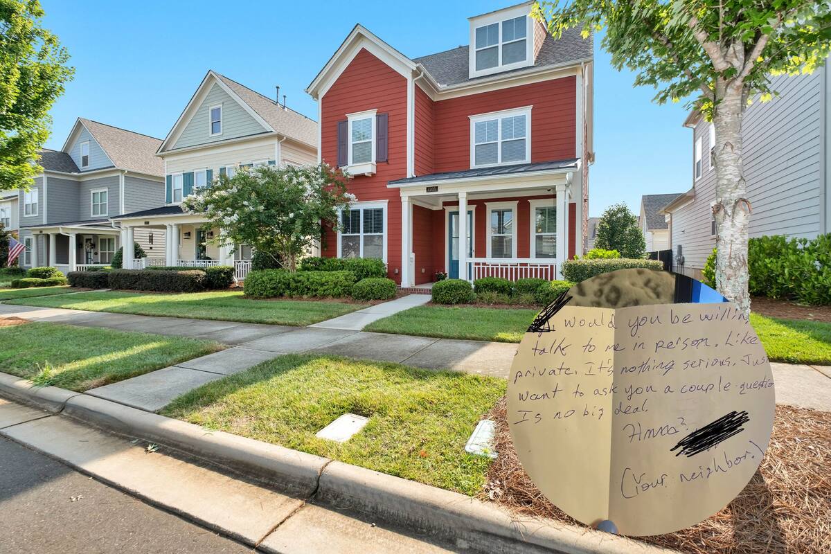 El vecino de la usuaria la hizo sentir incómoda y ella pidió opiniones sobre qué hacer al respecto