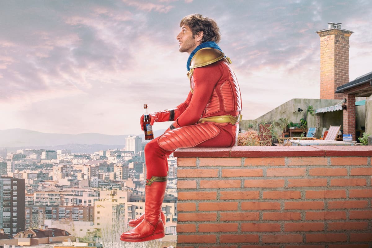El vecino, una lograda comedia de super héroes hecha en España