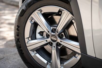 El vehículo ya se encuentra a la venta en el país e ingresa sin pagar el arancel aduanero del 35%