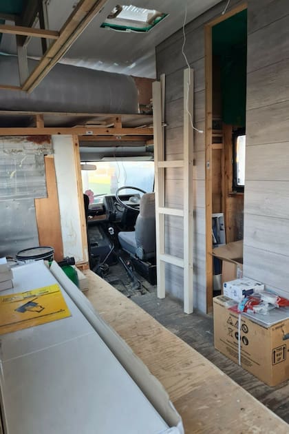 El vendedor contó que compró la motorhome a pedido de su "ahora exnovia"