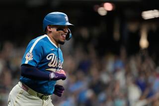 Garrett Mitchell logra grand slam, Cerveceros trituran 20-0 a Rojos y aseguran pasaje de playoffs
