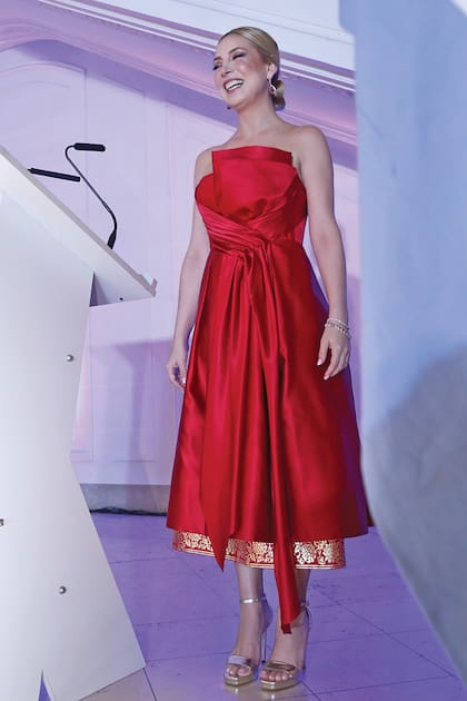 El vestido de Fabiola Yañez fue confeccionado en equipo por la modista coreana Heajin Kwon y su par argentina Ivana Picallo.