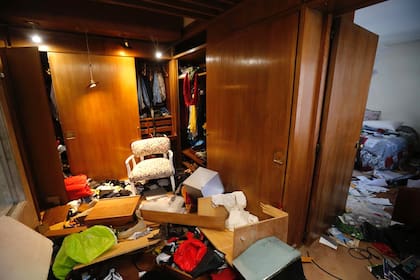 El vestidor donde encontraron el botín