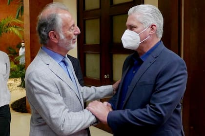 El vicejefe de gabinete argentino, Jorge Neme, junto al presidente Miguel díaz-Canel.
https://www.granma.cu/