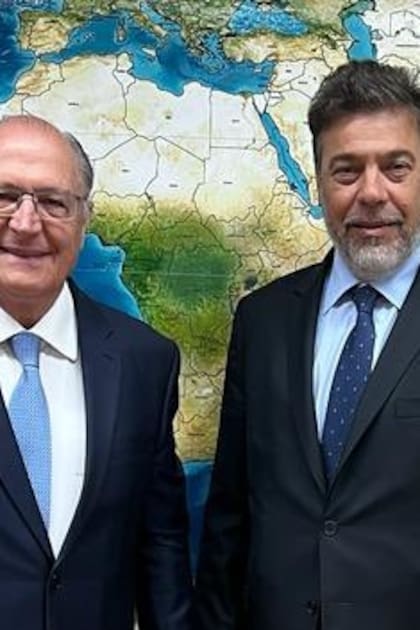 El vicepresidente de Brasil, Geraldo Alckmin, junto a Darío Werthein, presidente de Vrio Corp